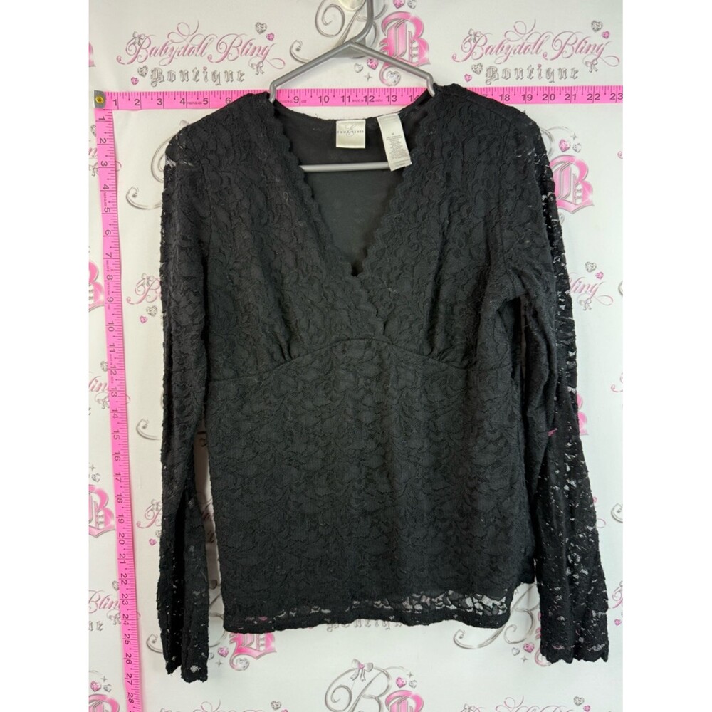 Emma James long sleeve lace floral flowers Black Lace Long Sleeve V-Neck Top